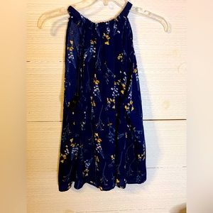 Women’s sleeveless blouse by Shein